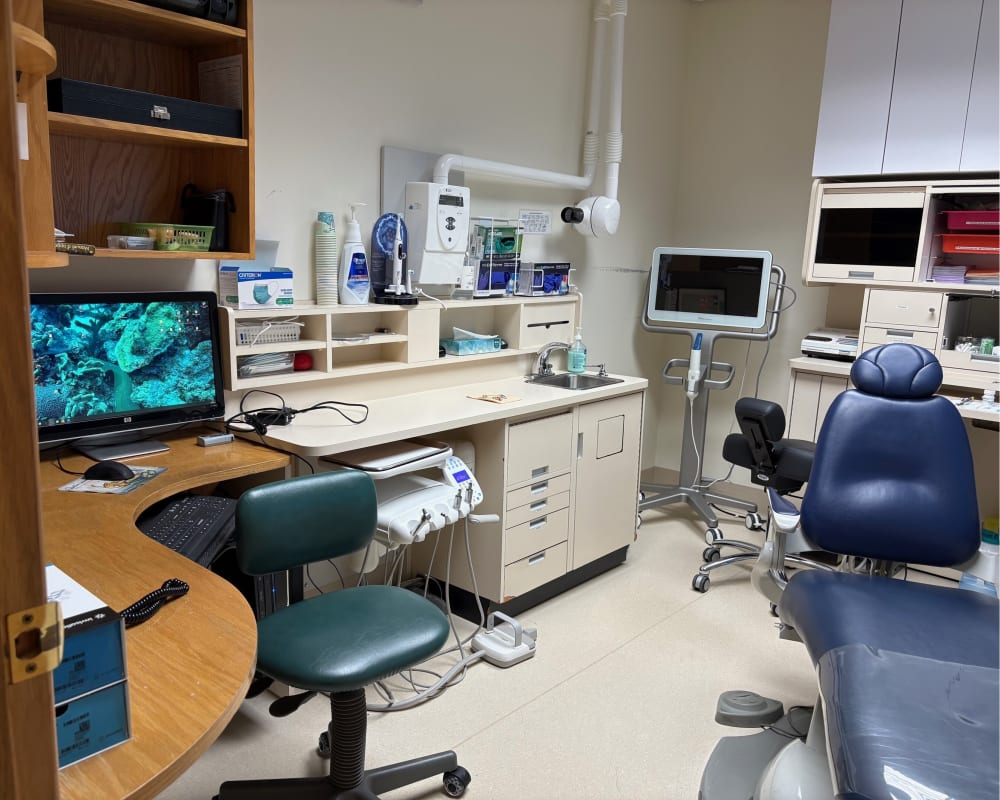 À propos de Centre Dentaire Serge Chaussé, Dentiste à Montréal